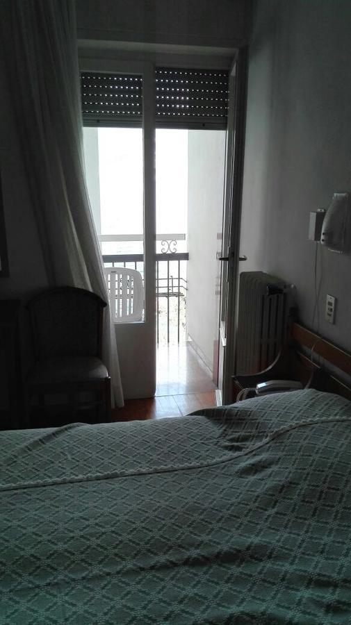 Piccolo Hotel Direkt Am See Brenzone sul Garda Exterior foto