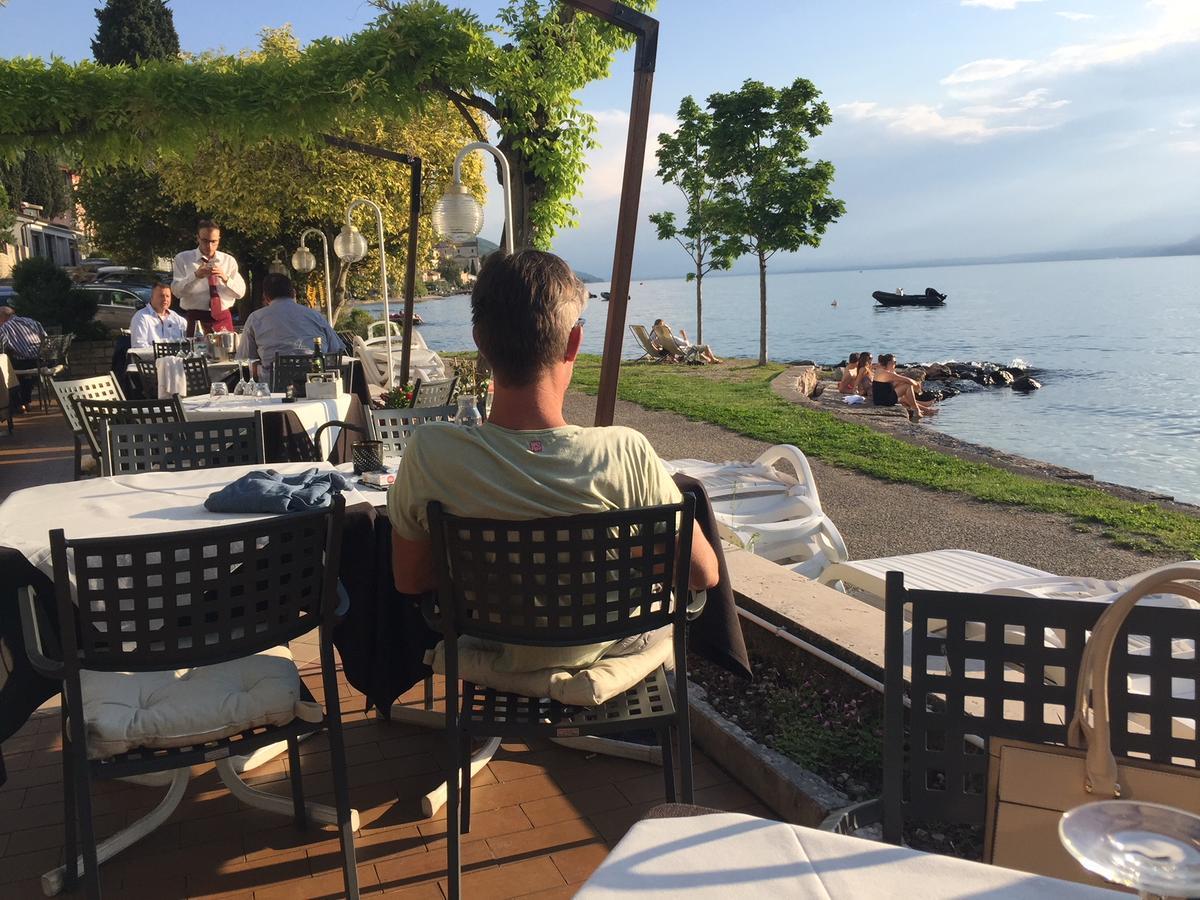 Piccolo Hotel Direkt Am See Brenzone sul Garda Exterior foto